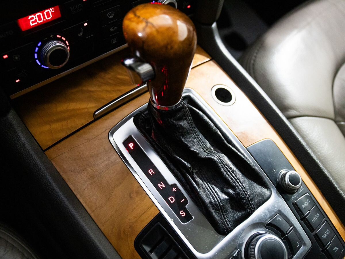 Audi Q7 2006 - фото автомобиля