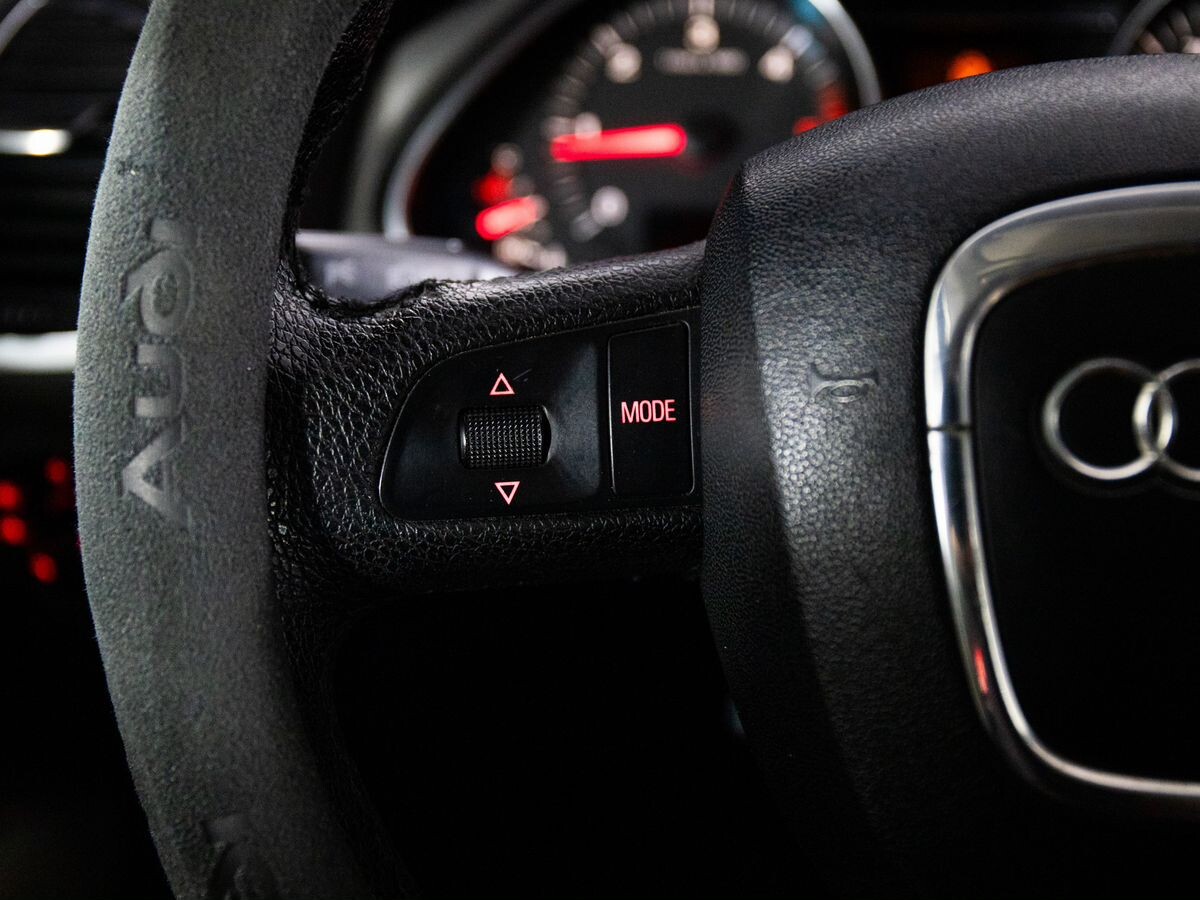 Audi Q7 2006 - фото автомобиля