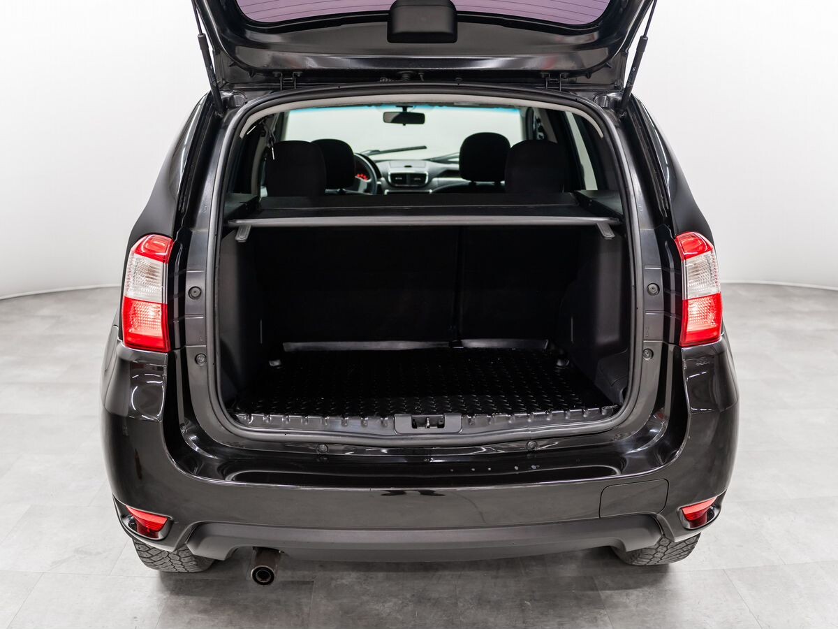 Nissan Terrano 2014 - фото автомобиля