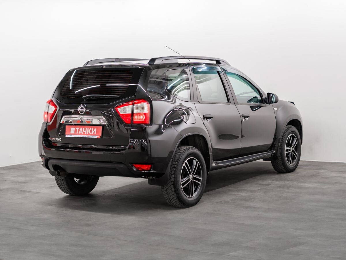 Nissan Terrano 2014 - фото автомобиля