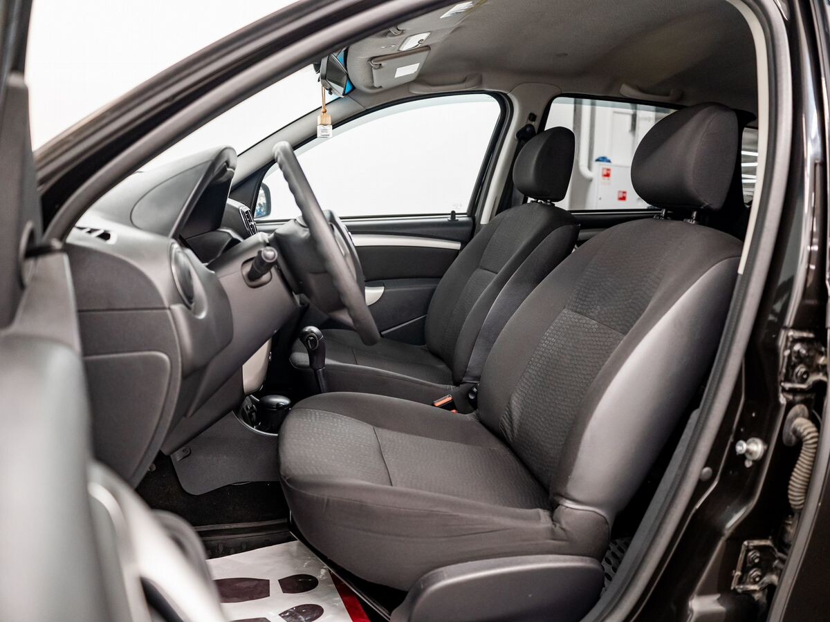 Nissan Terrano 2014 - фото автомобиля