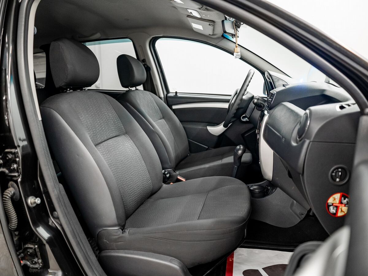 Nissan Terrano 2014 - фото автомобиля