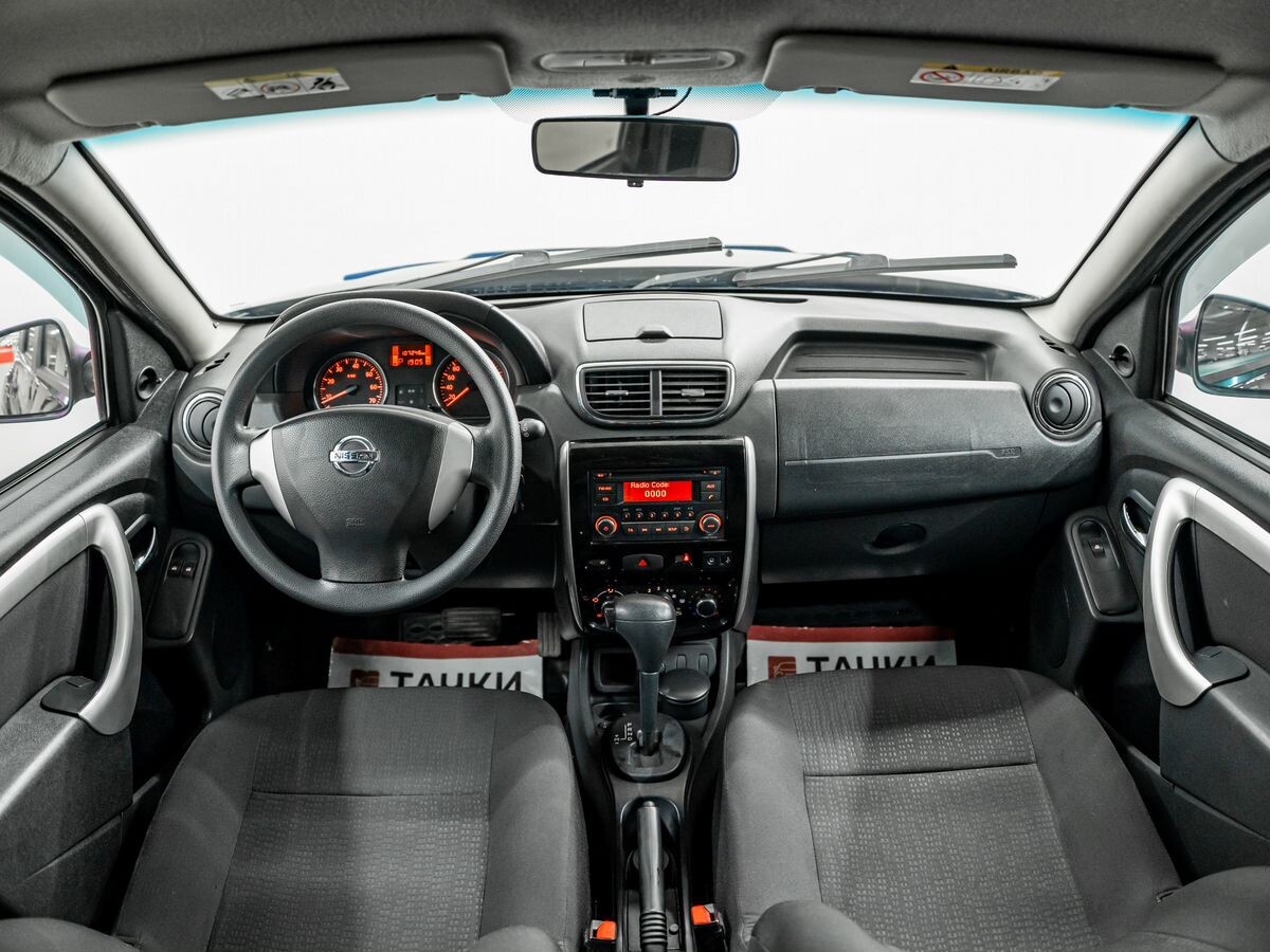 Nissan Terrano 2014 - фото автомобиля