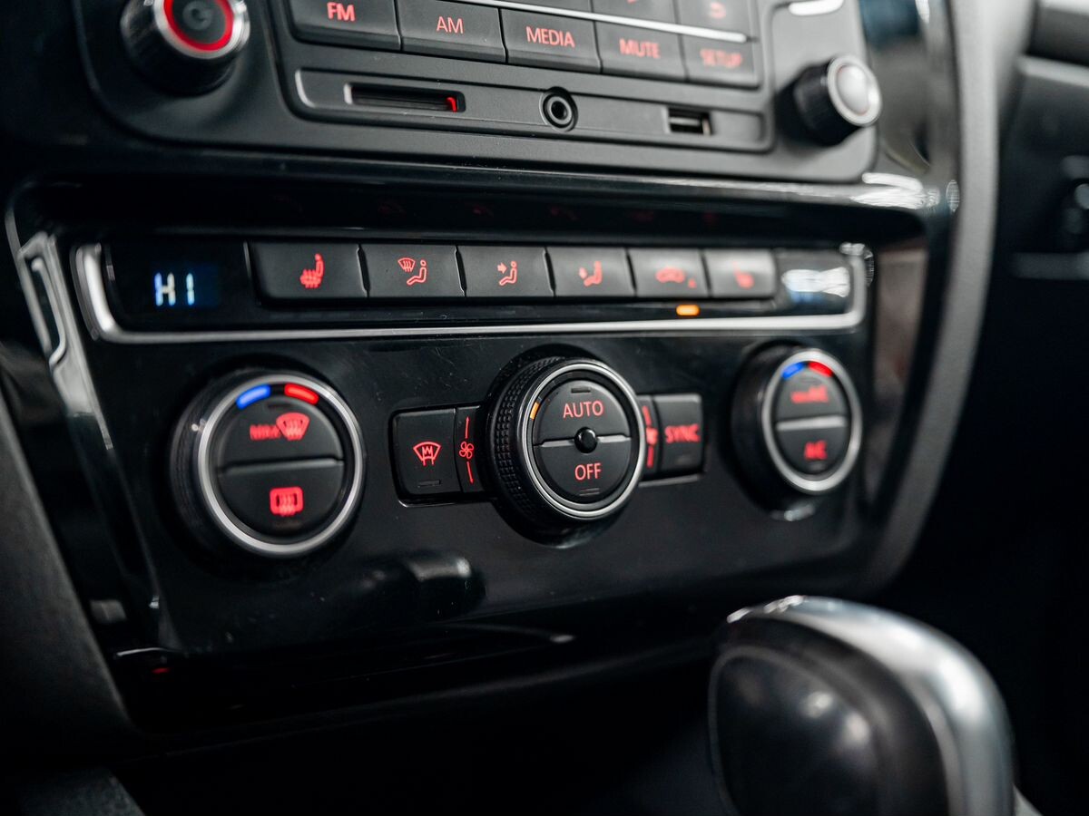 Volkswagen Jetta 2017 - фото автомобиля