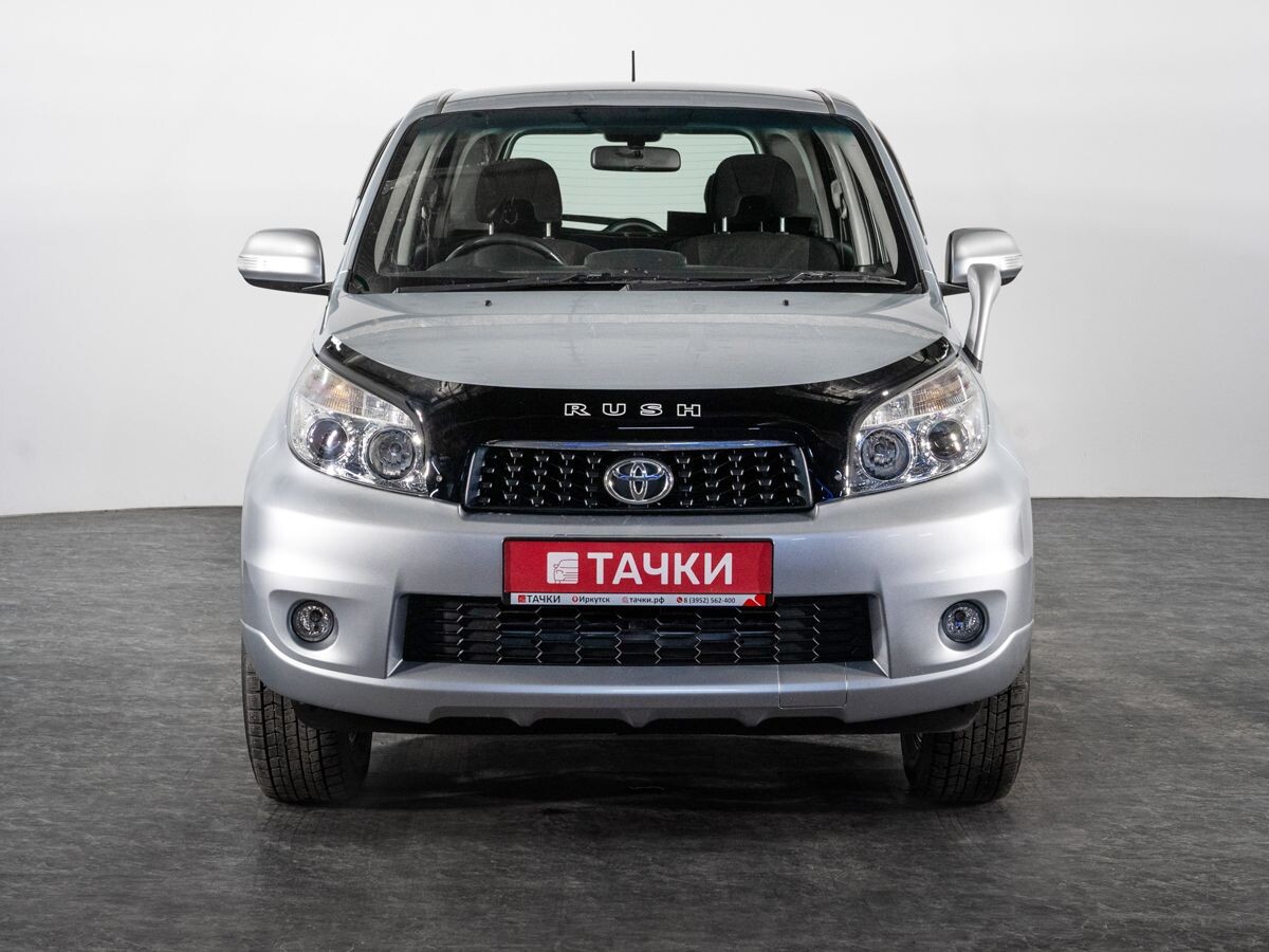 Toyota Rush 2011 - фото автомобиля