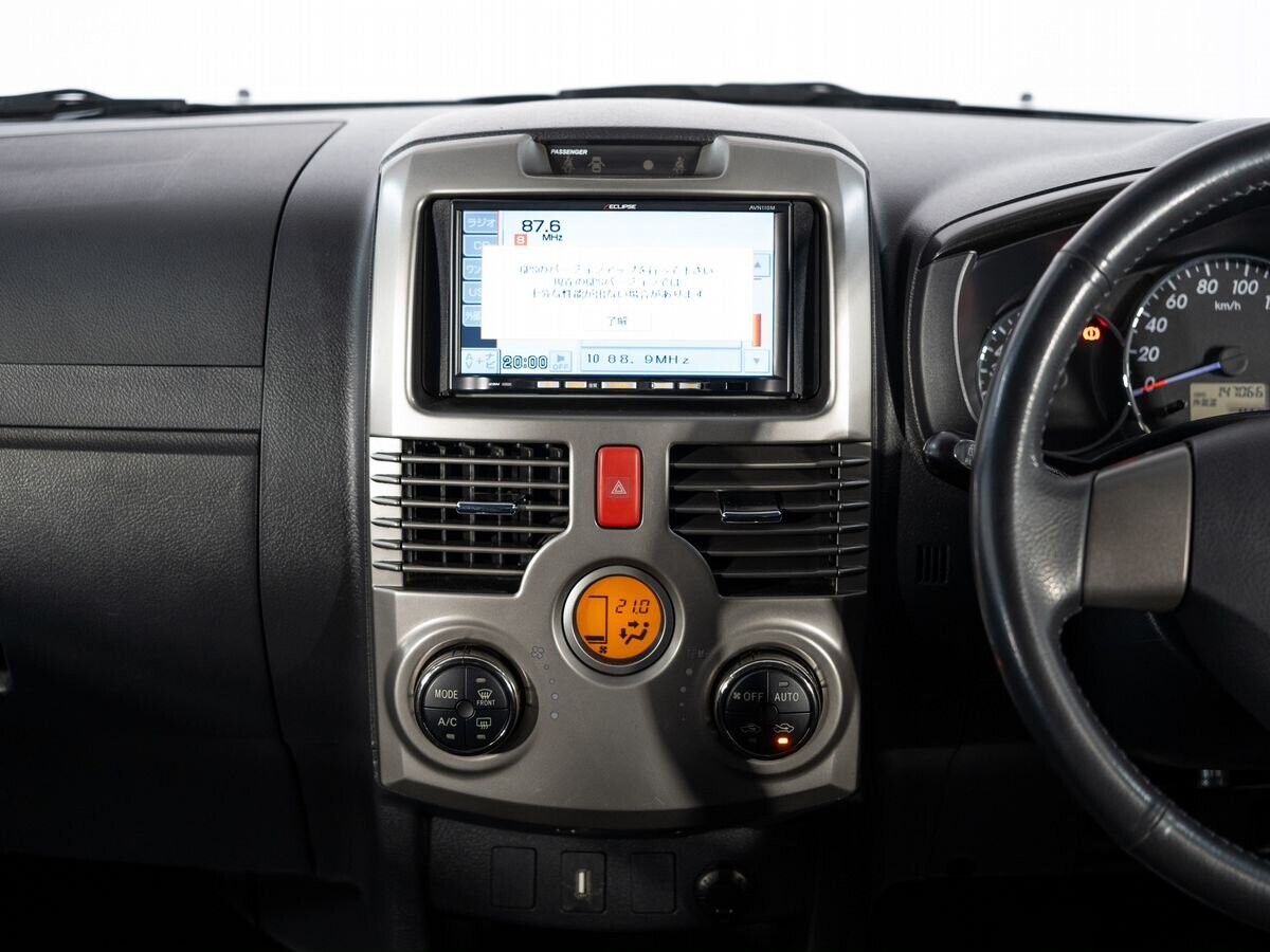 Toyota Rush 2011 - фото автомобиля