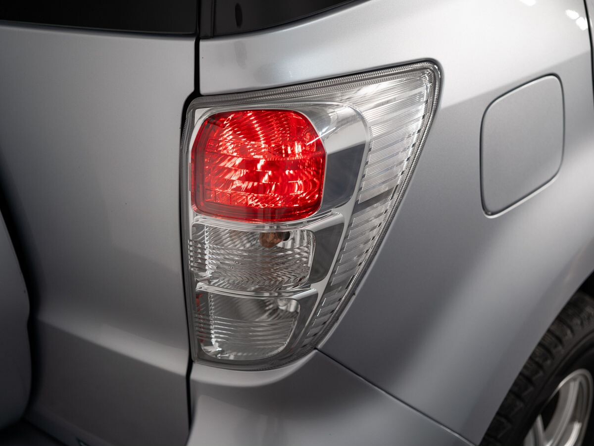 Toyota Rush 2011 - фото автомобиля