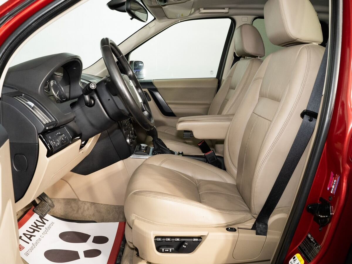 Land Rover Freelander 2010 - фото автомобиля