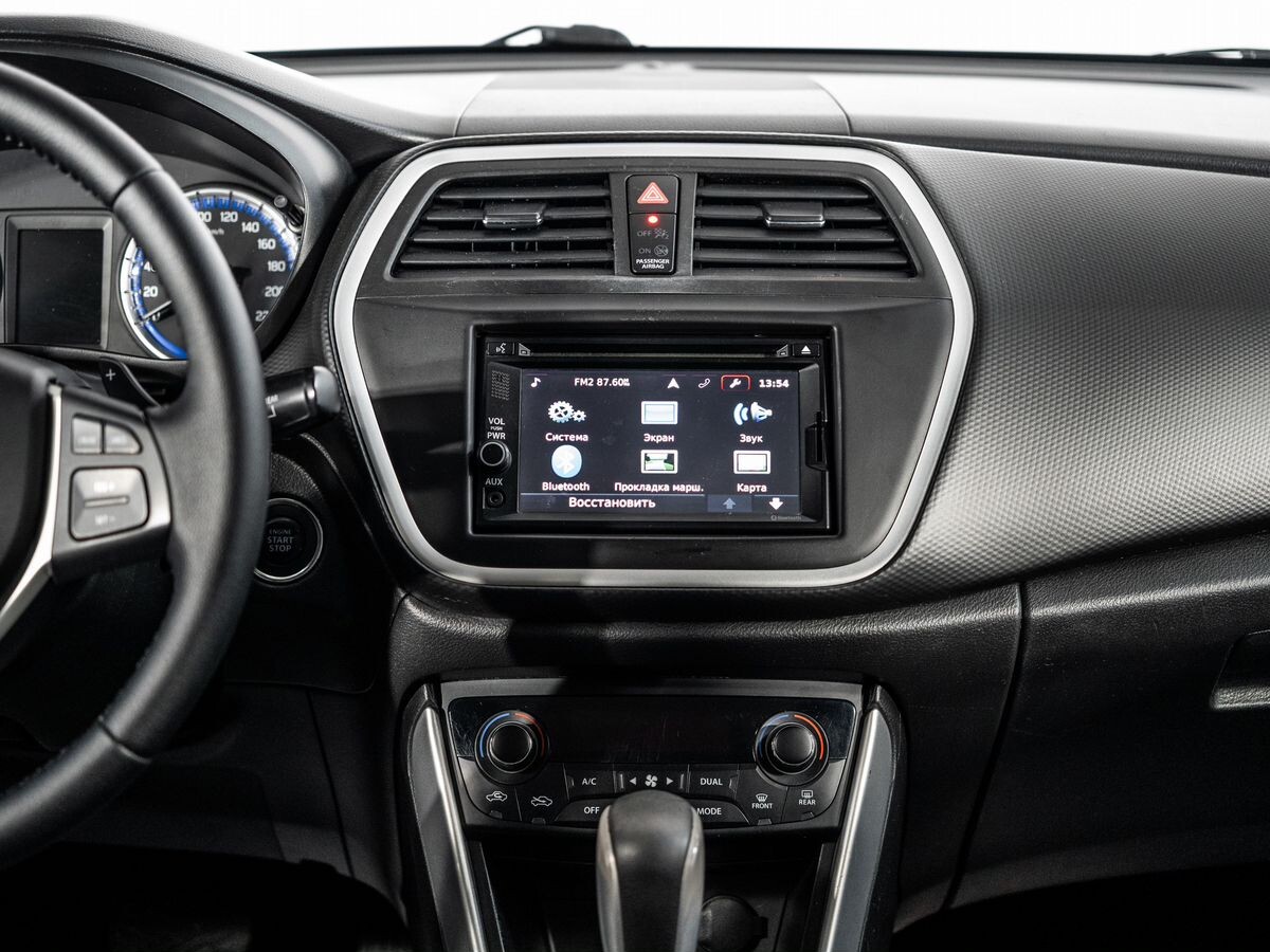 Suzuki SX4 2013 - фото автомобиля