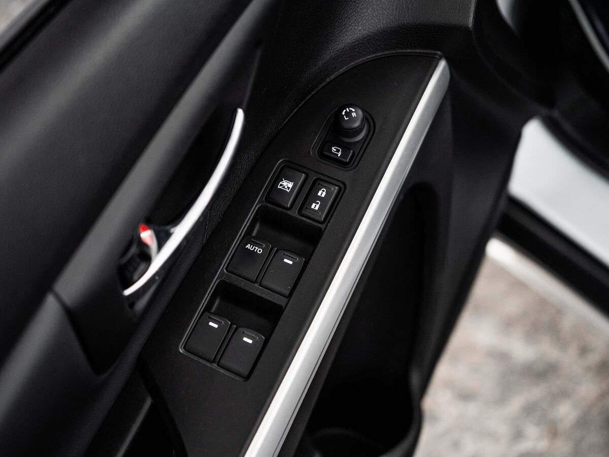 Suzuki SX4 2013 - фото автомобиля