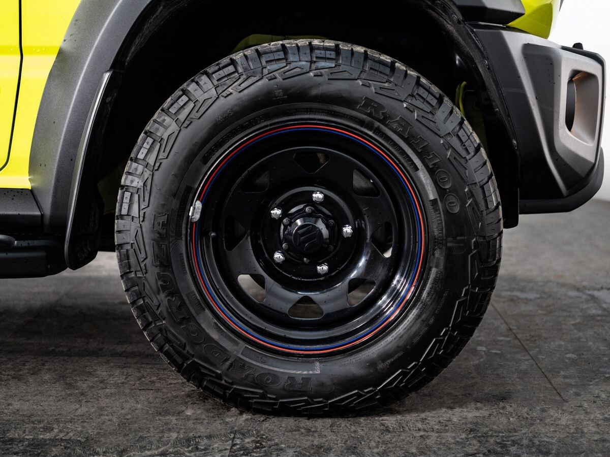 Suzuki Jimny 2021 - фото автомобиля