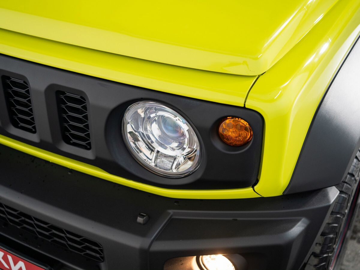 Suzuki Jimny 2021 - фото автомобиля