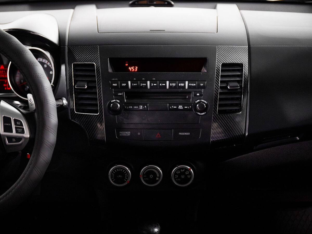 Mitsubishi Outlander 2006 - фото автомобиля