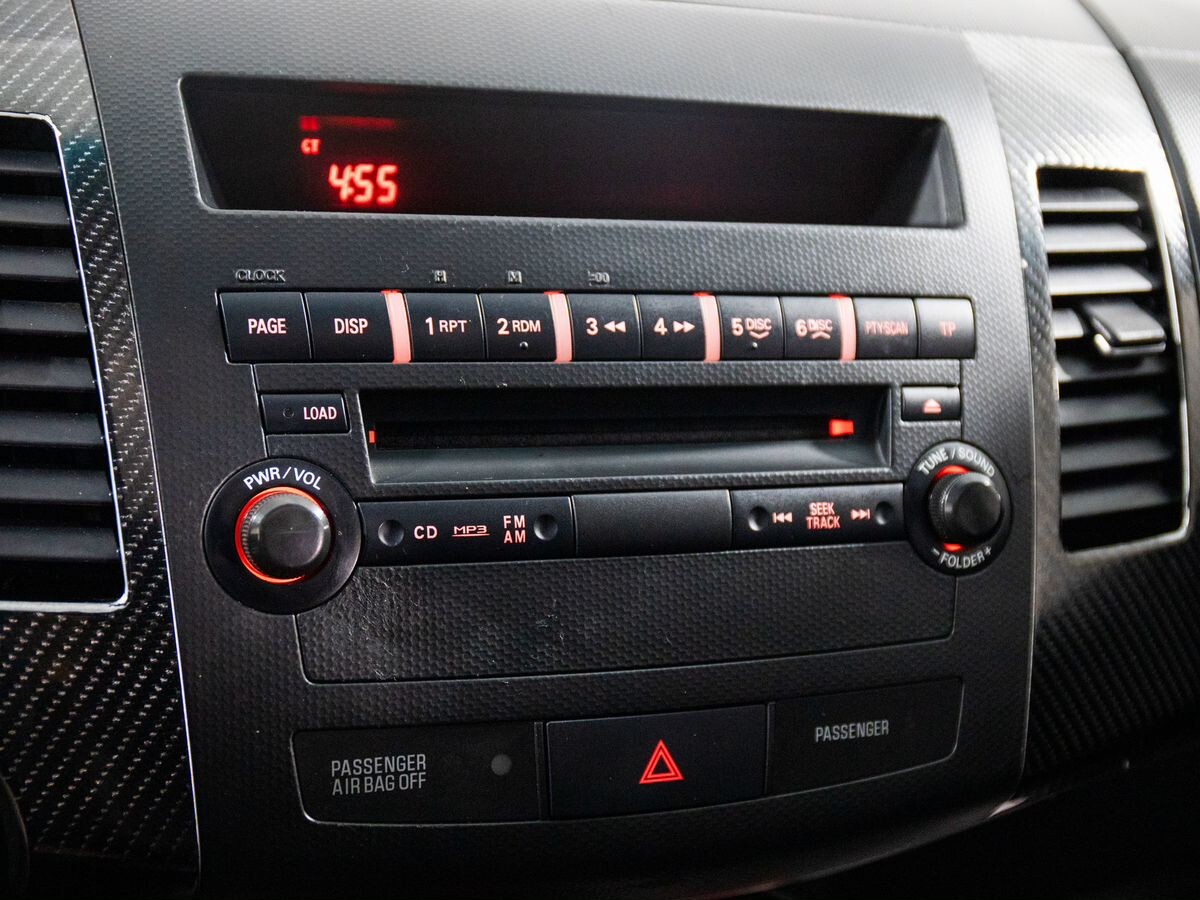 Mitsubishi Outlander 2006 - фото автомобиля