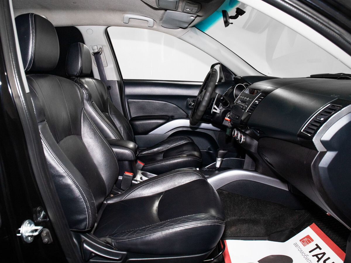 Mitsubishi Outlander 2006 - фото автомобиля