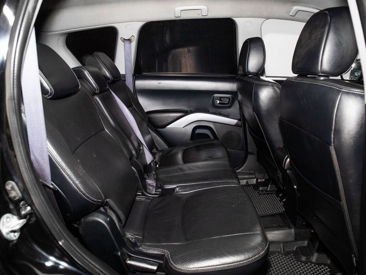 Mitsubishi Outlander 2006 - фото автомобиля