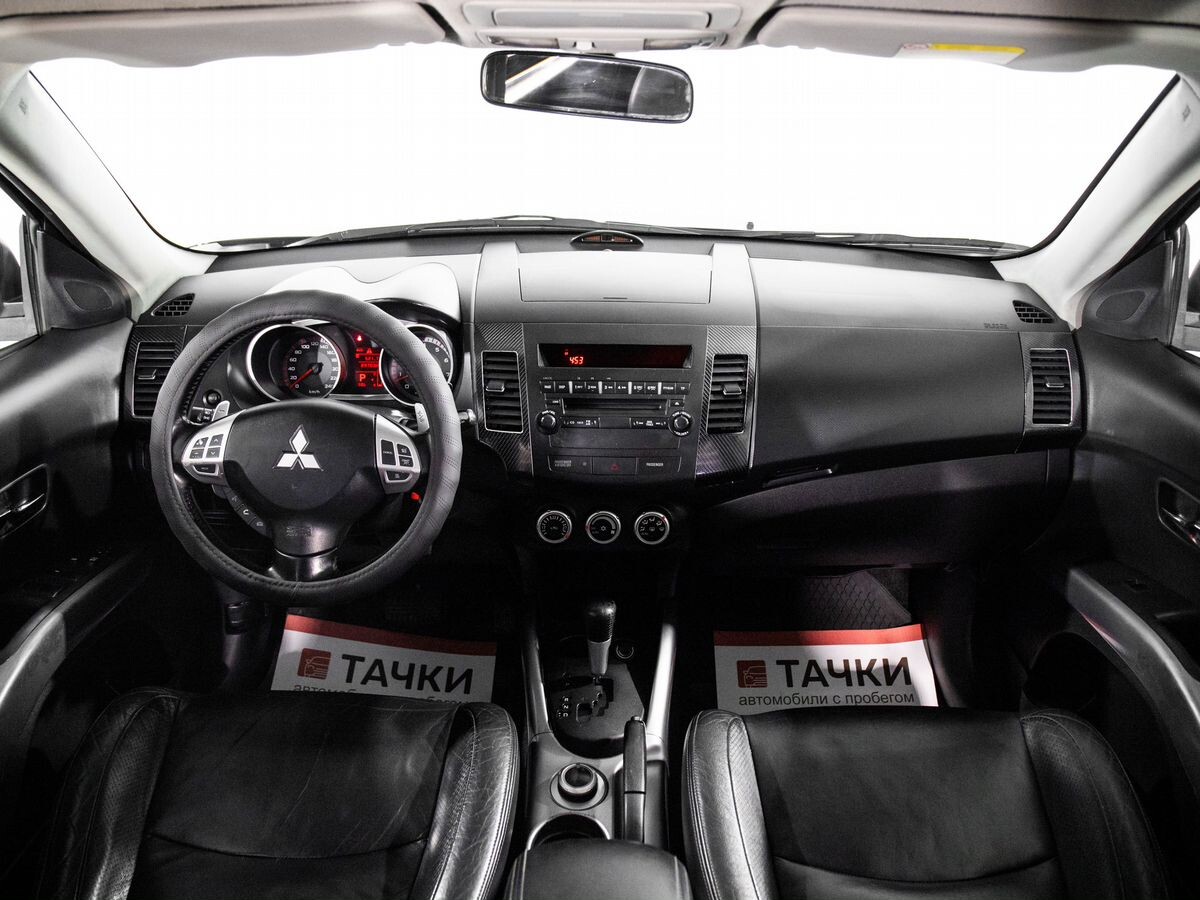 Mitsubishi Outlander 2006 - фото автомобиля