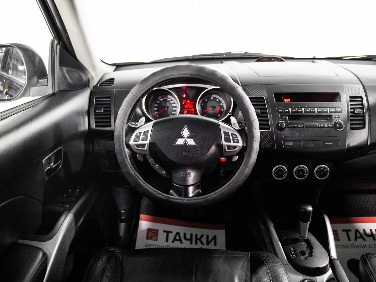 Mitsubishi Outlander 2006 - фото автомобиля