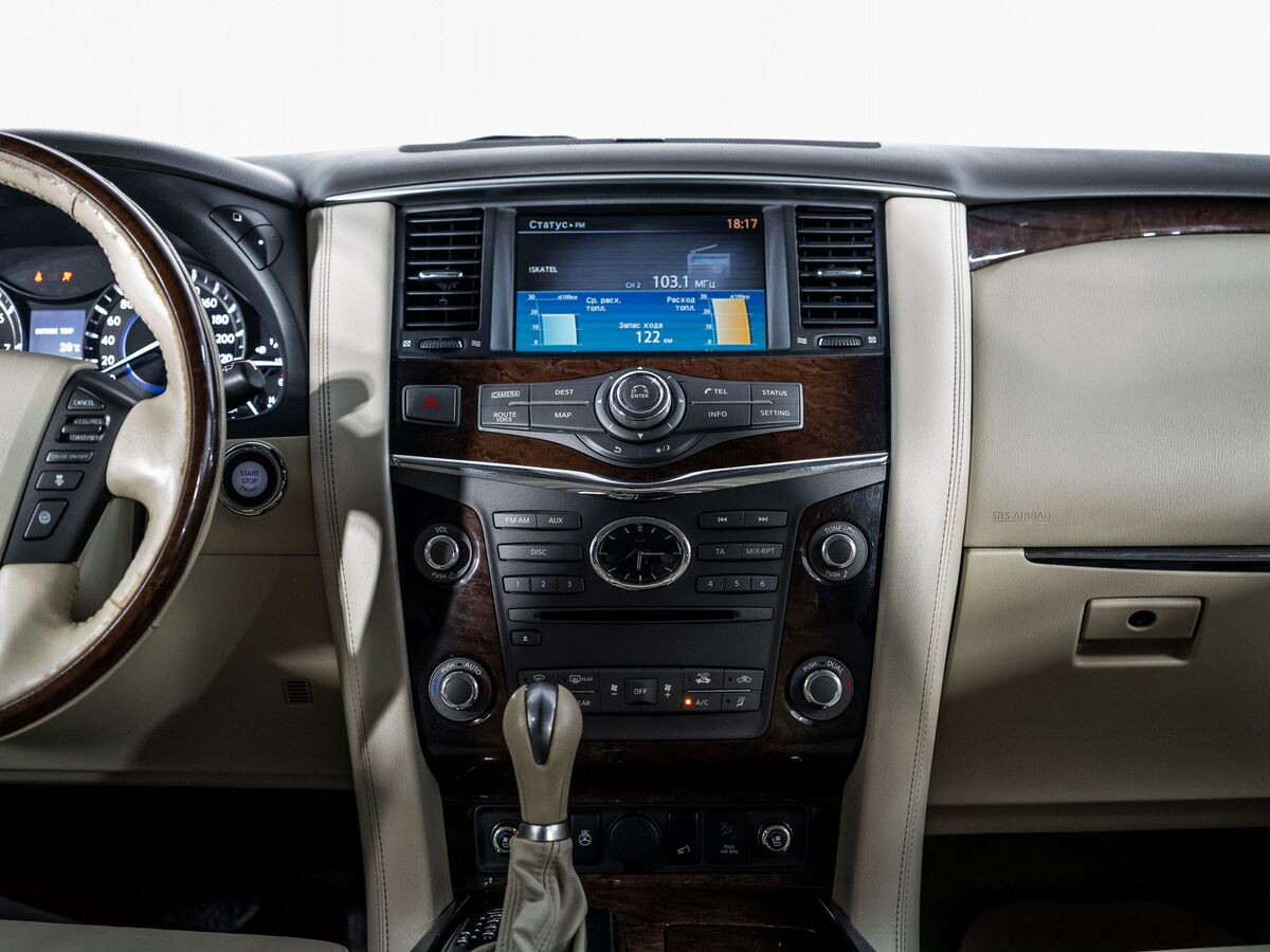 Infiniti QX56 2010 - фото автомобиля