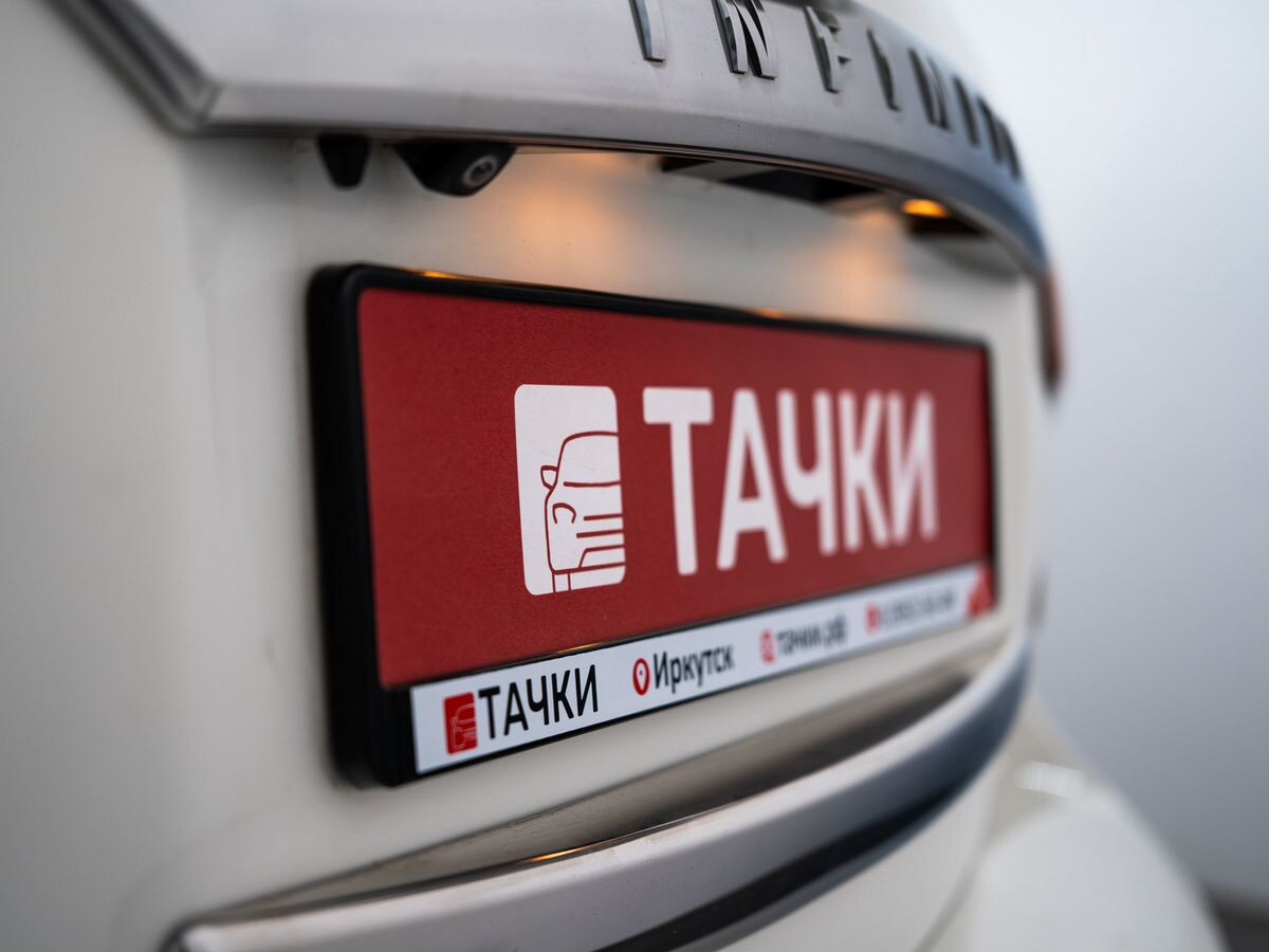 Infiniti QX56 2010 - фото автомобиля