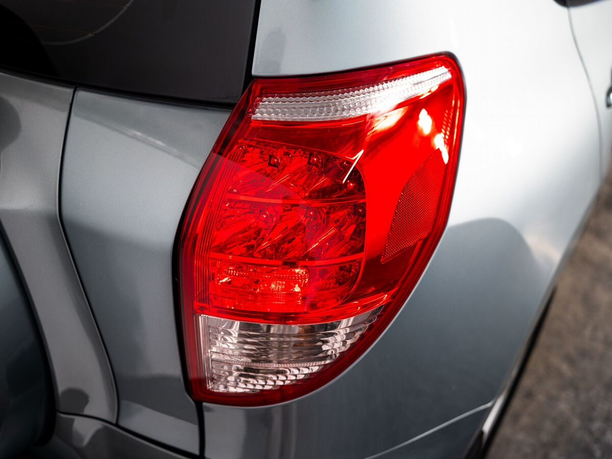 Toyota RAV4 2006 - фото автомобиля