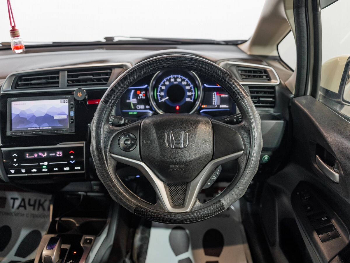 Honda Fit 2016 - фото автомобиля