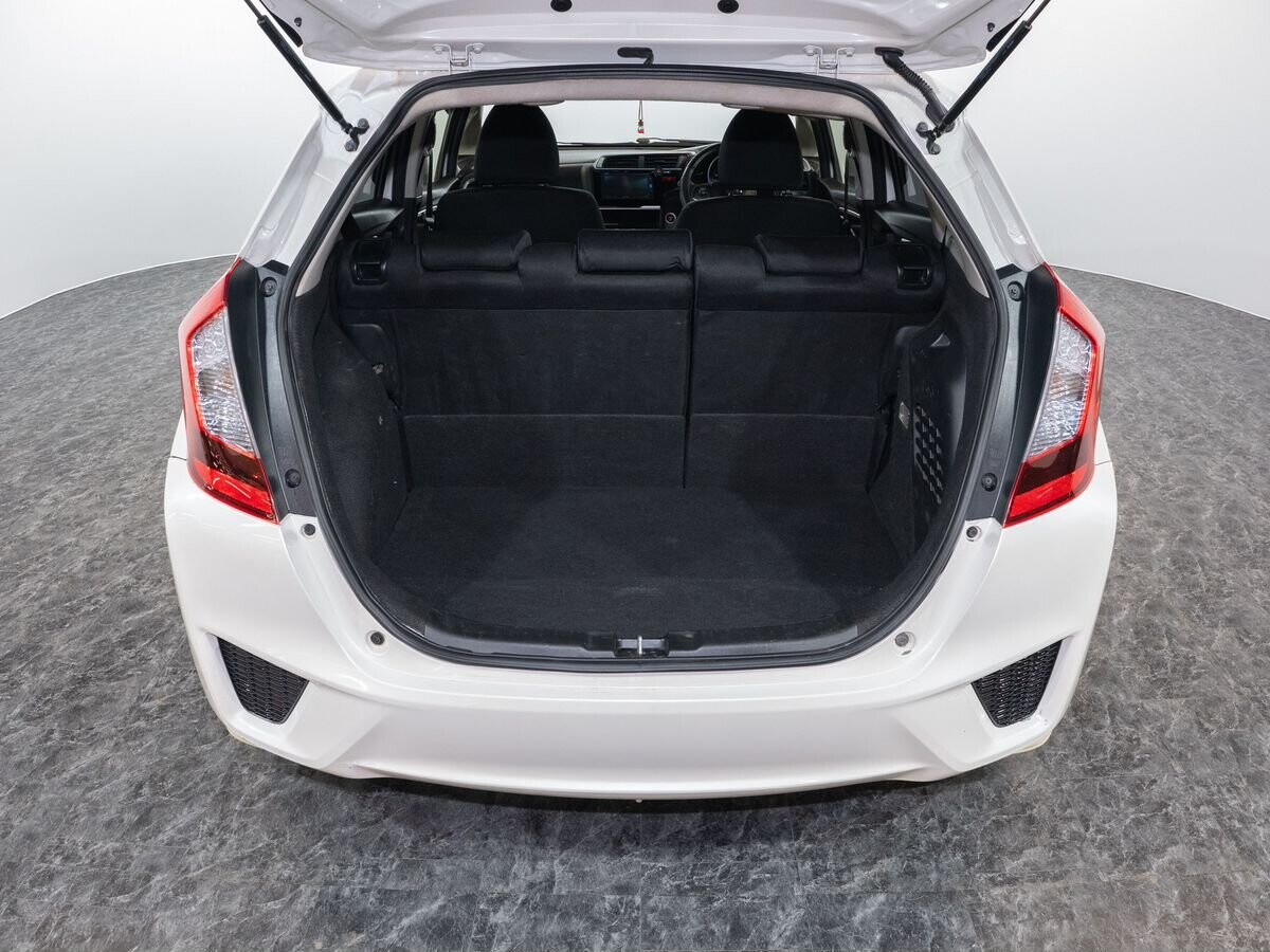 Honda Fit 2016 - фото автомобиля