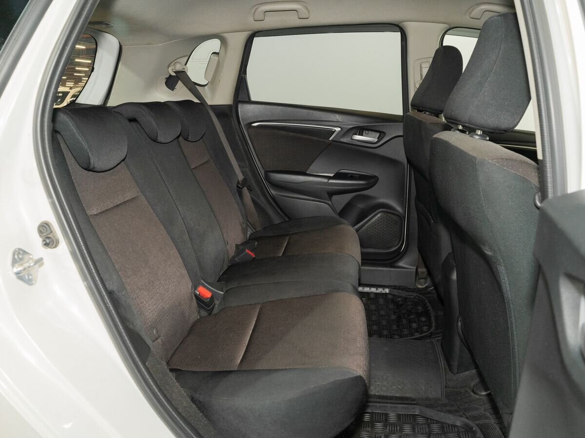 Honda Fit 2016 - фото автомобиля