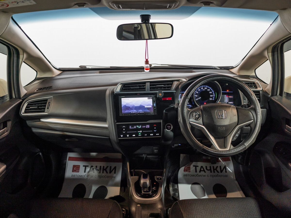 Honda Fit 2016 - фото автомобиля