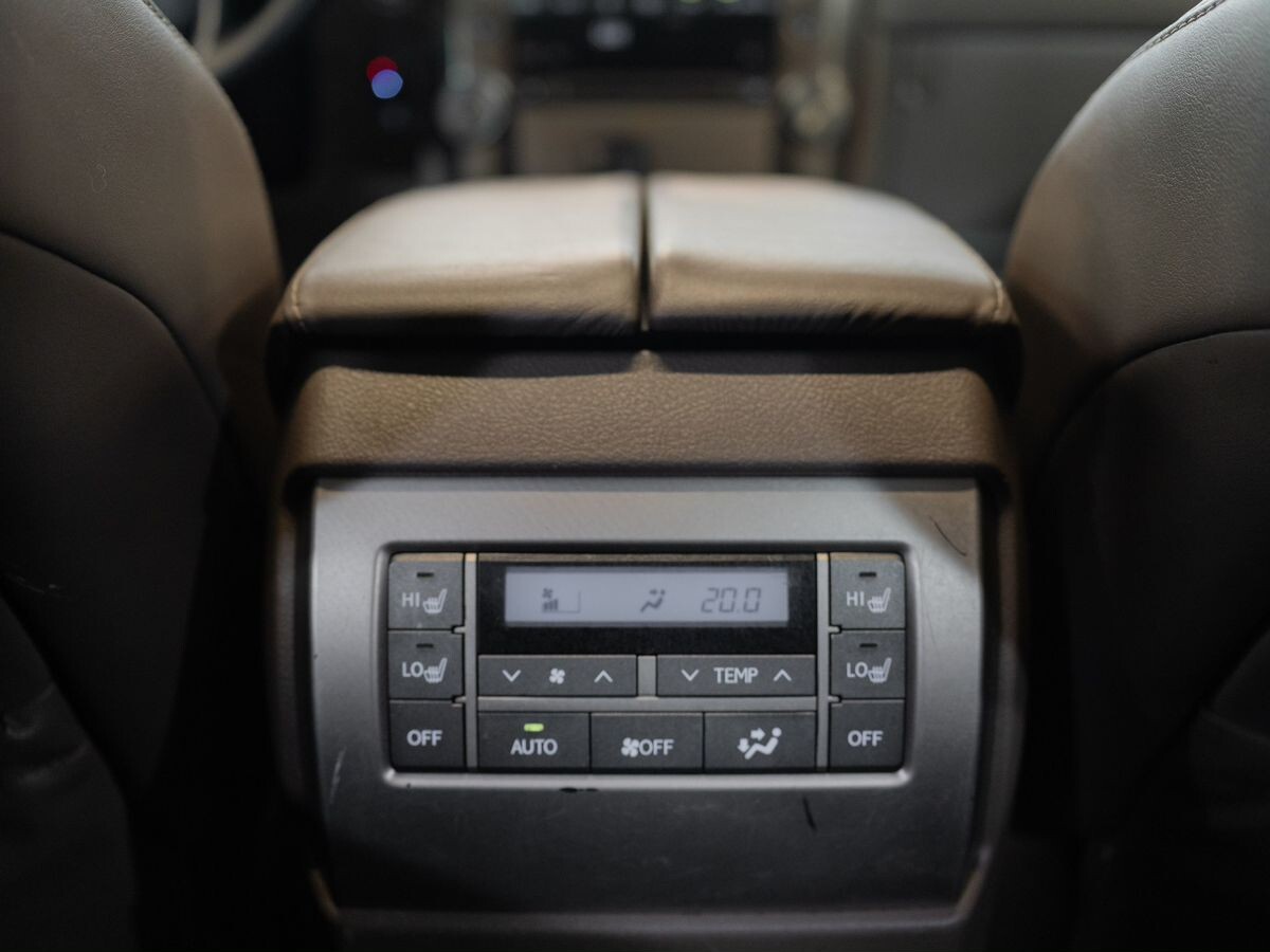 Lexus GX 2011 - фото автомобиля