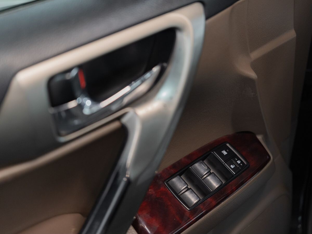 Lexus GX 2011 - фото автомобиля