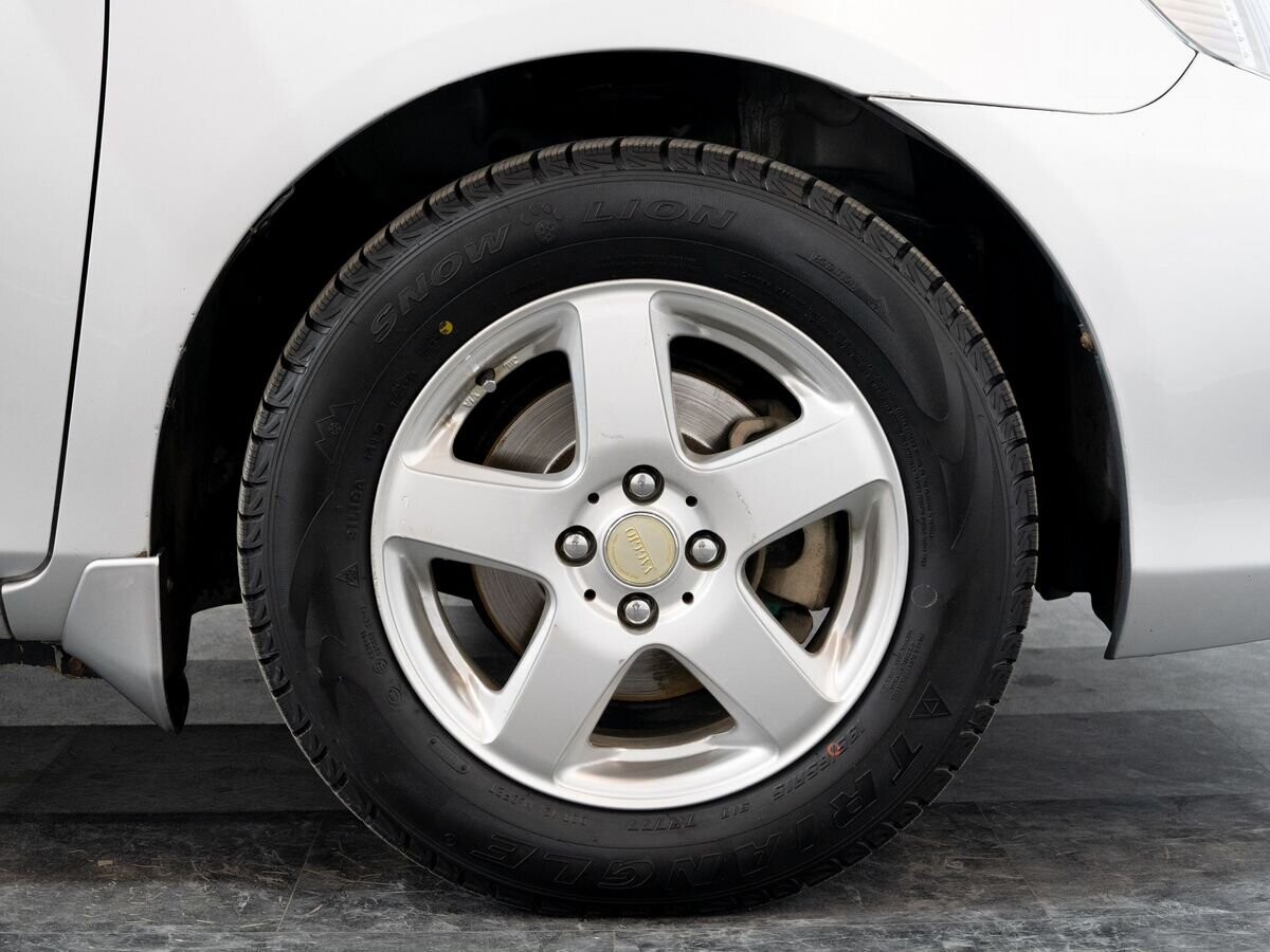 Toyota Corolla 2008 - фото автомобиля