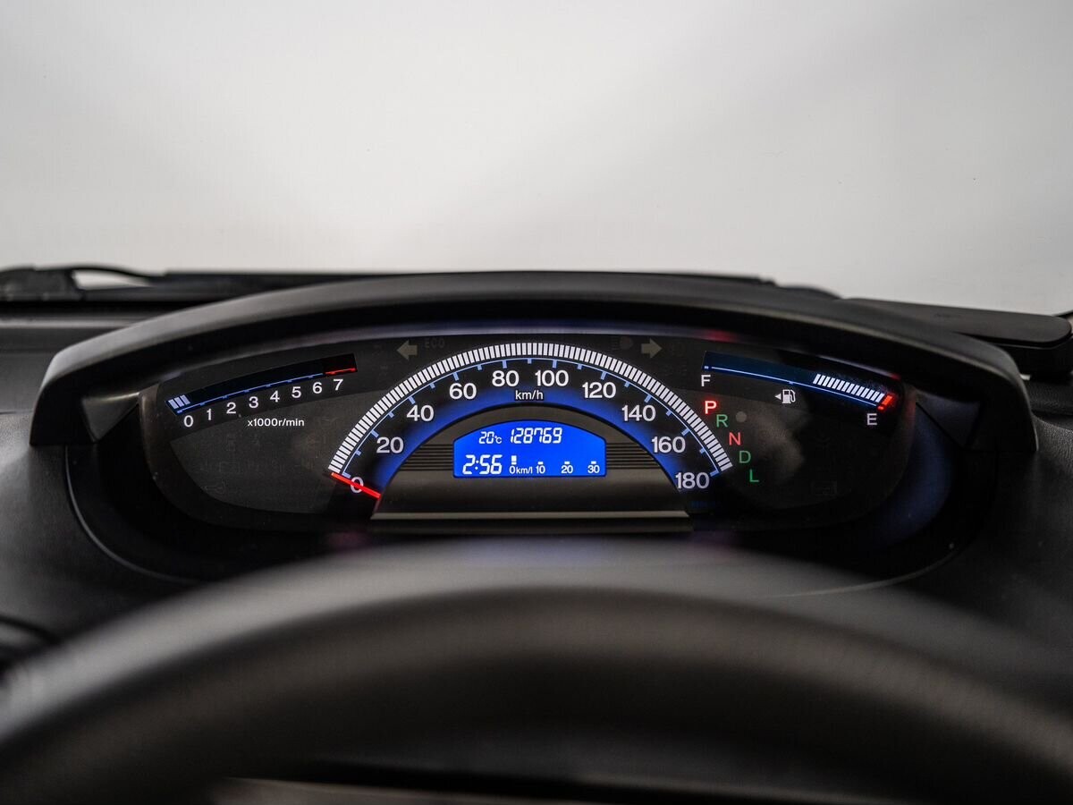 Honda Freed 2013 - фото автомобиля