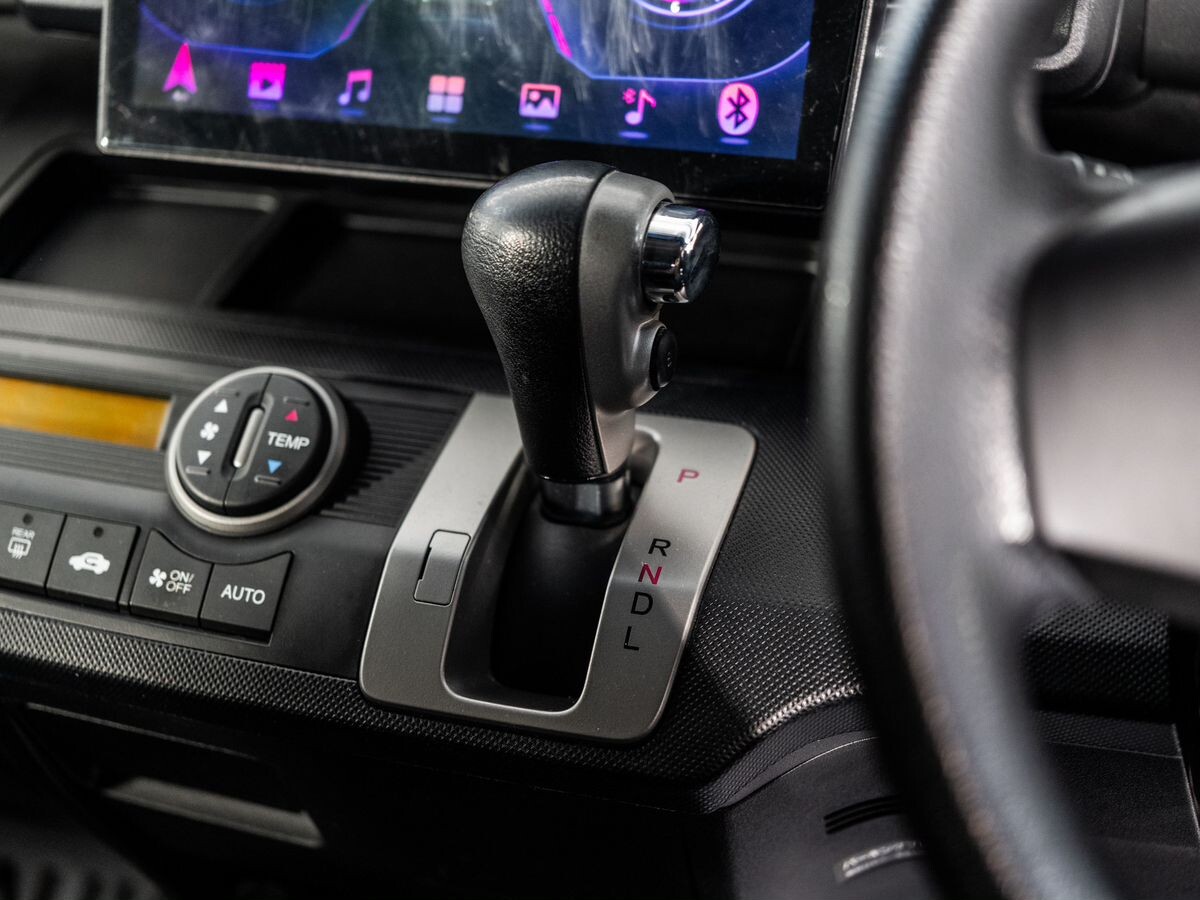 Honda Freed 2013 - фото автомобиля