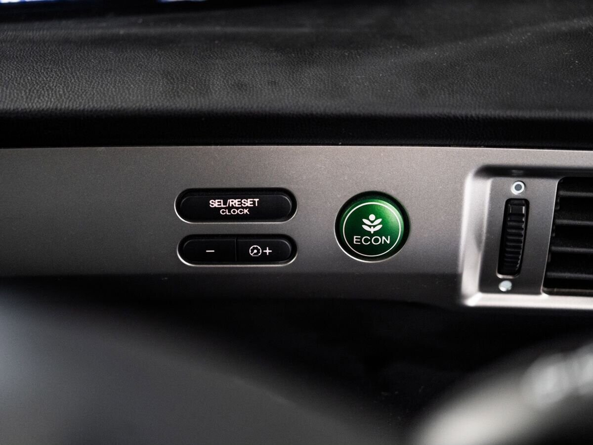 Honda Freed 2013 - фото автомобиля