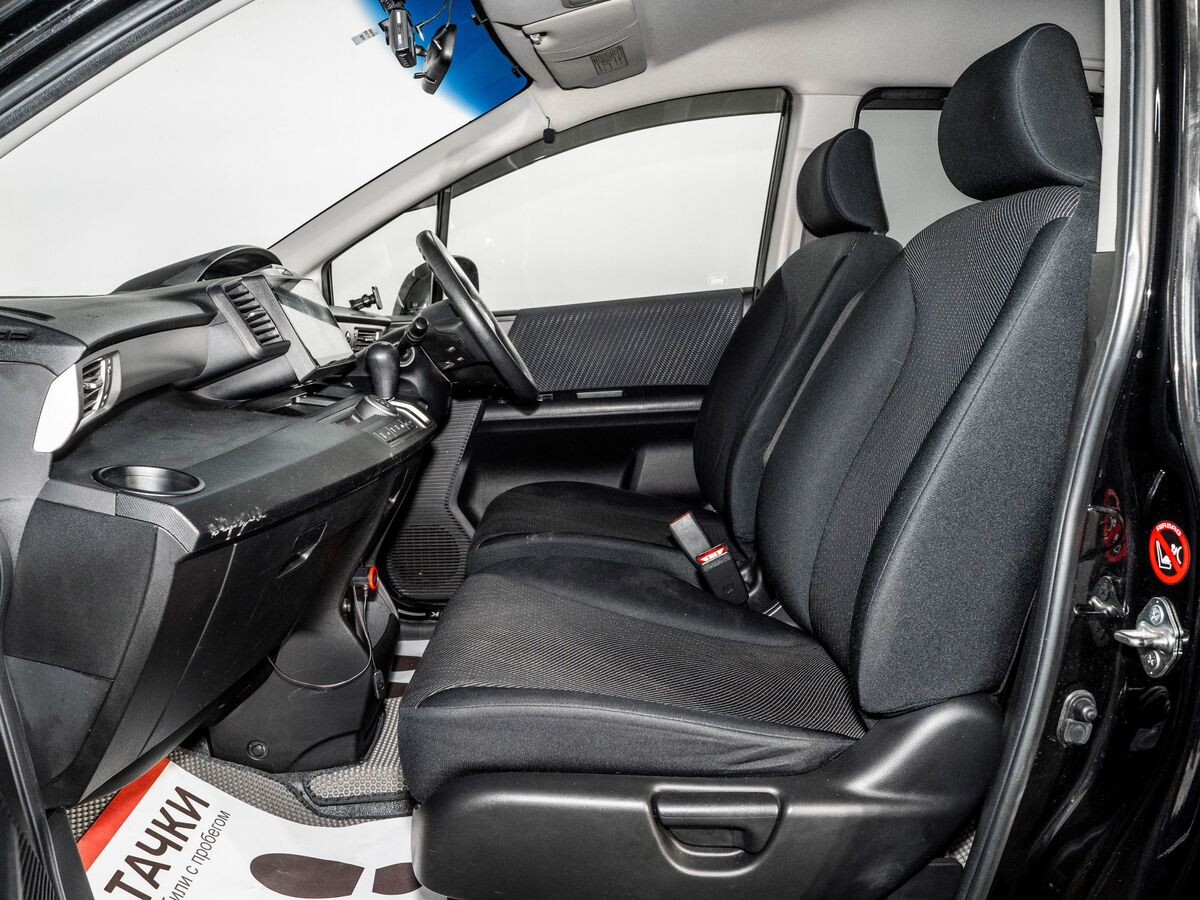 Honda Freed 2013 - фото автомобиля