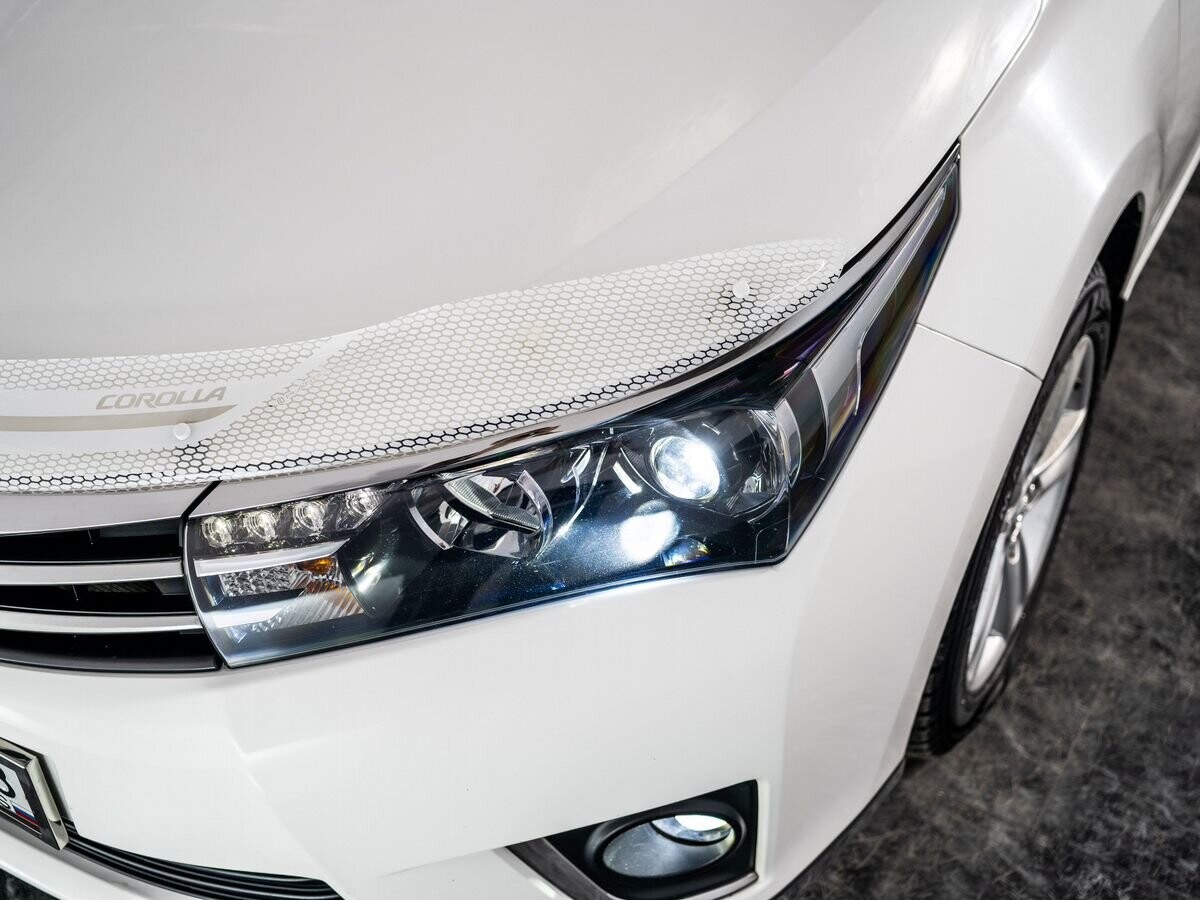 Toyota Corolla 2014 - фото автомобиля