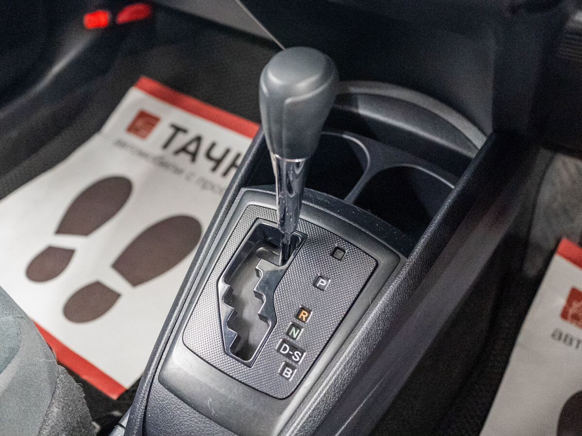 Toyota Corolla 2019 - фото автомобиля