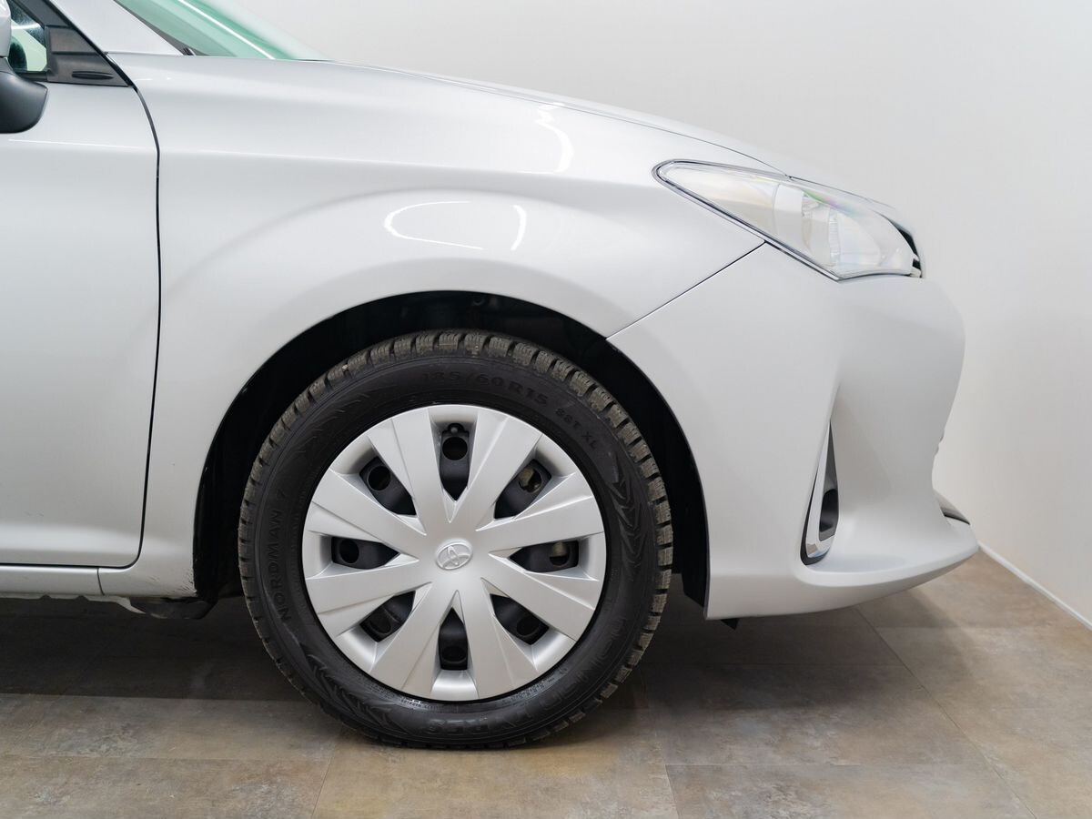 Toyota Corolla 2019 - фото автомобиля