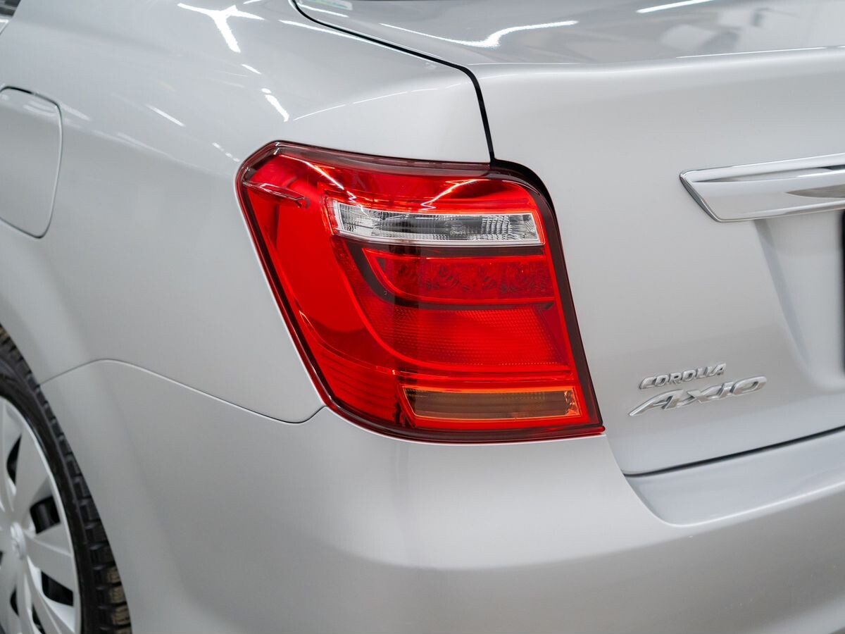 Toyota Corolla 2019 - фото автомобиля