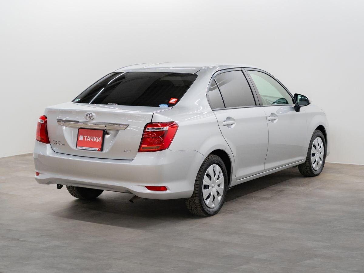 Toyota Corolla 2019 - фото автомобиля