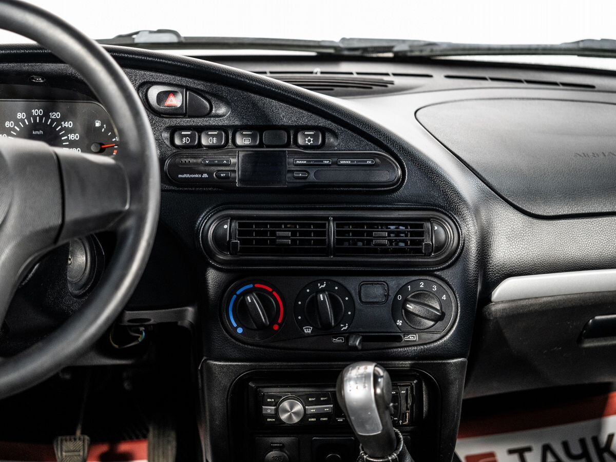 Chevrolet Niva 2015 - фото автомобиля