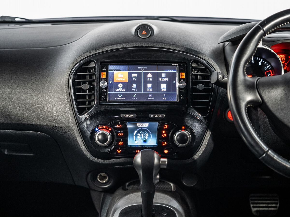 Nissan Juke 2015 - фото автомобиля