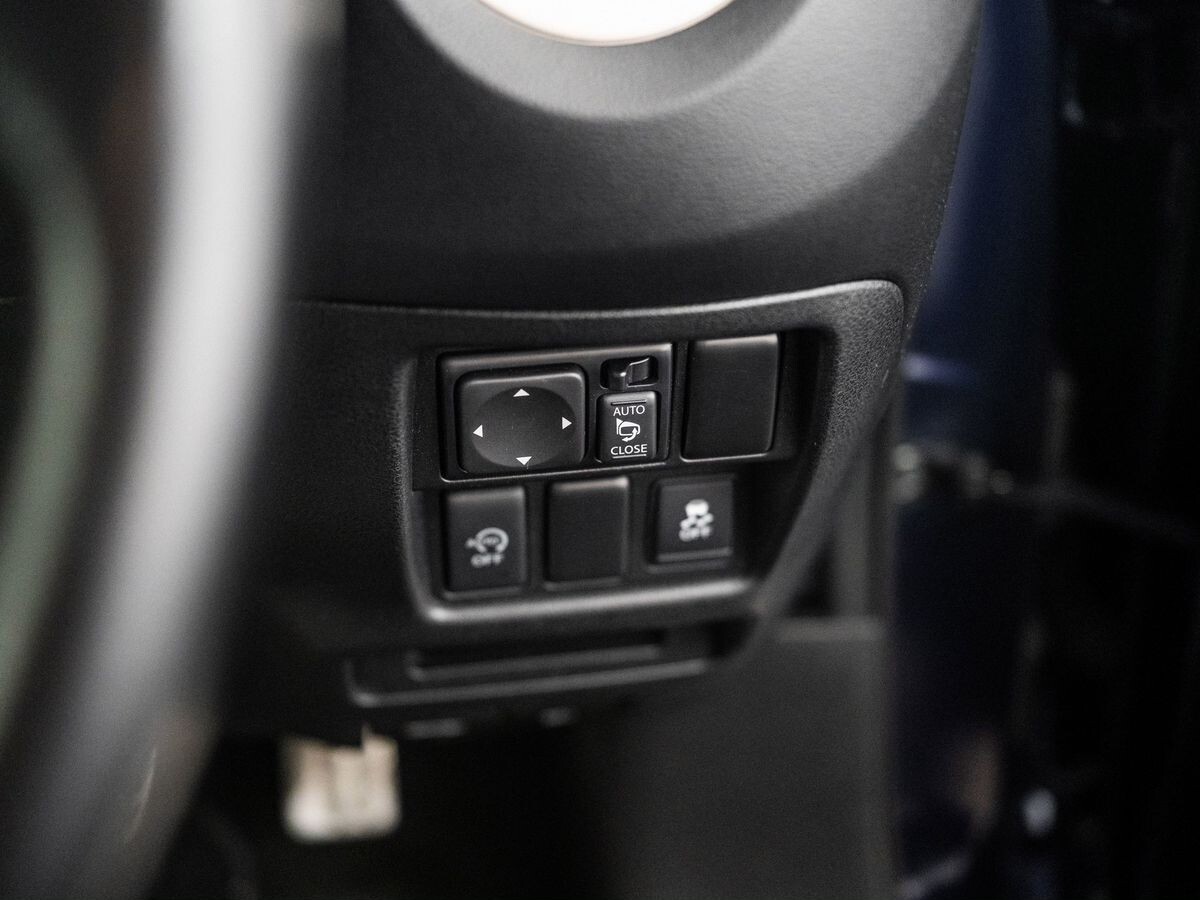 Nissan Juke 2015 - фото автомобиля