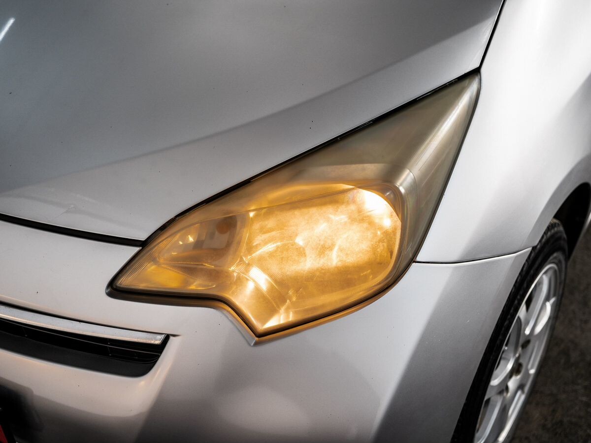 Toyota Ractis 2011 - фото автомобиля