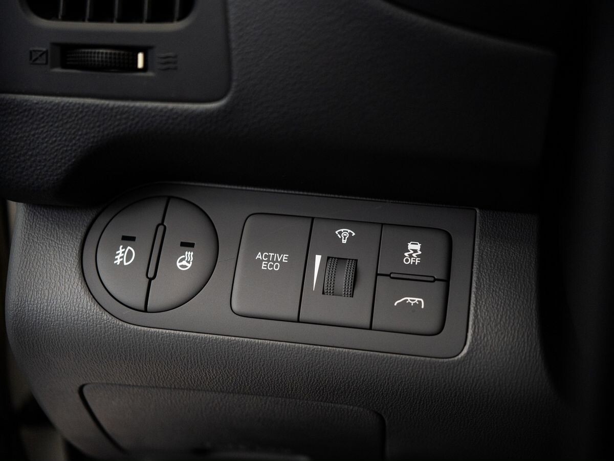 Hyundai Grand Starex 2018 - фото автомобиля