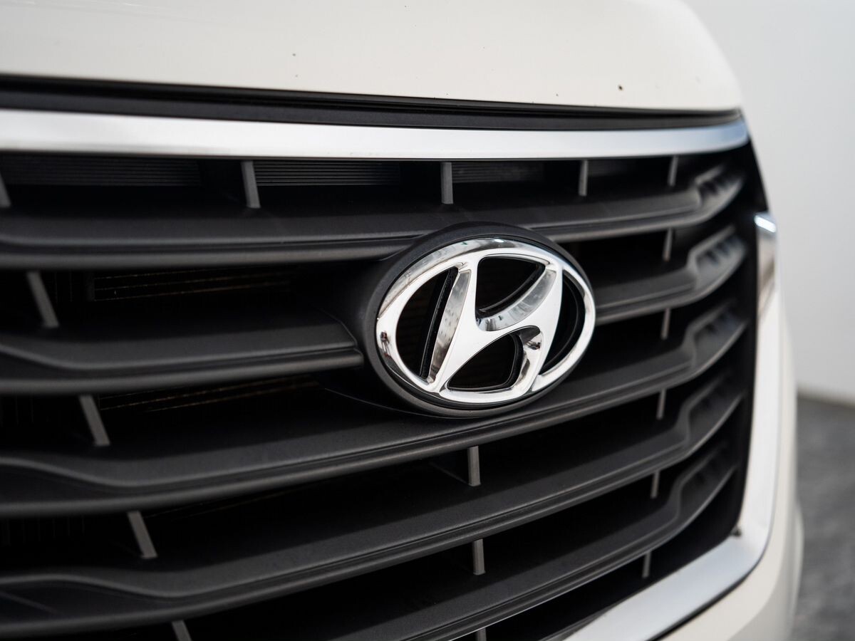 Hyundai Grand Starex 2018 - фото автомобиля