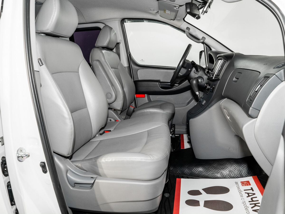 Hyundai Grand Starex 2018 - фото автомобиля