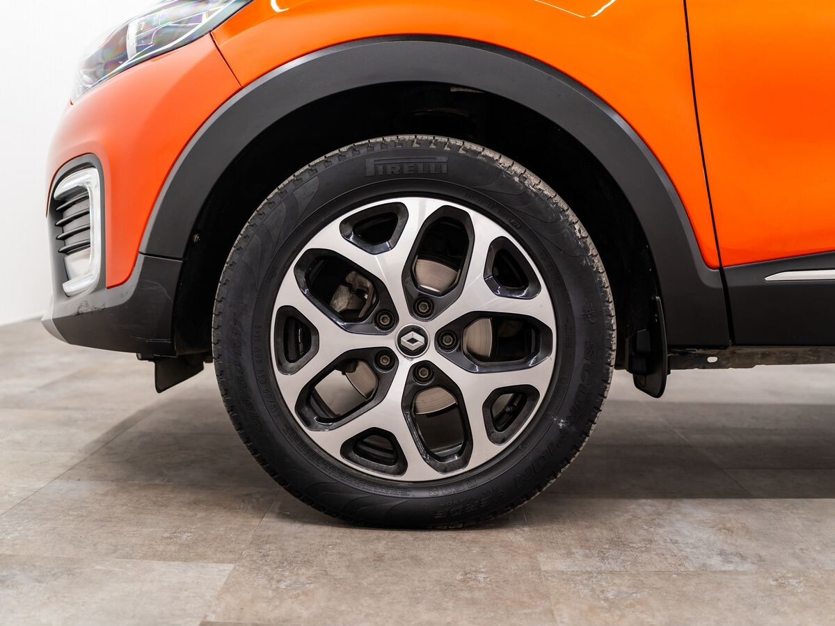 Renault Kaptur 2017 - фото автомобиля