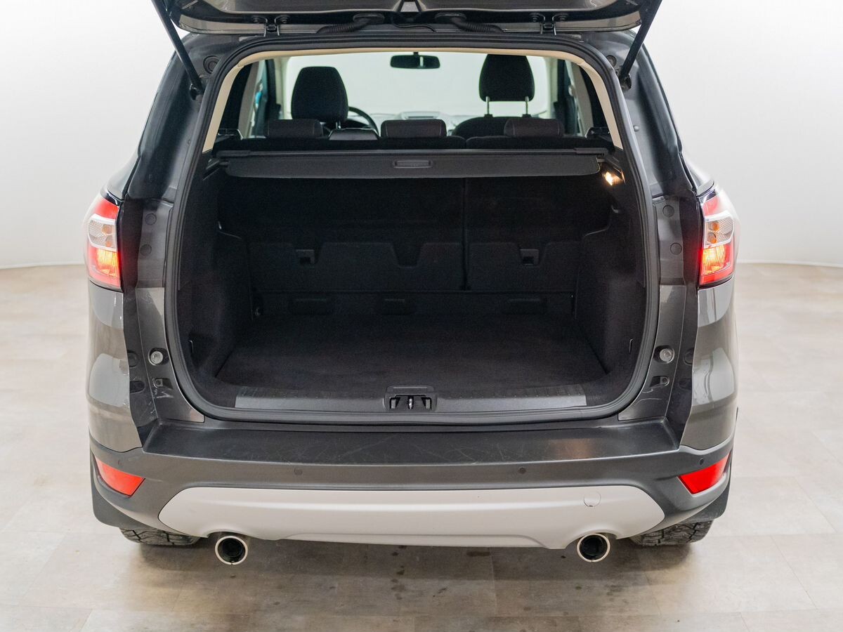 Ford Kuga 2017 - фото автомобиля